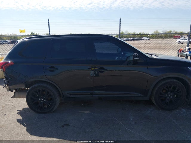 Продаж на аукціоні авто 2018 Mitsubishi Outlander Le, vin: JA4AD3A38JZ048050, номер лоту: 44659889