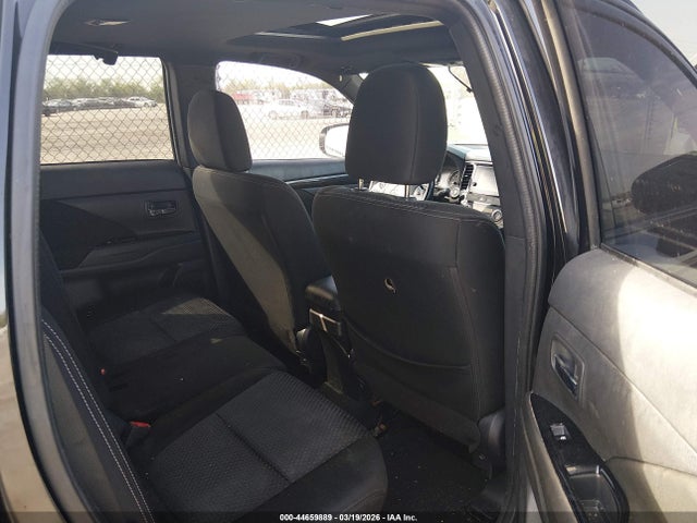 2018 MITSUBISHI OUTLANDER JA4AD3A38JZ048050 Photo 7