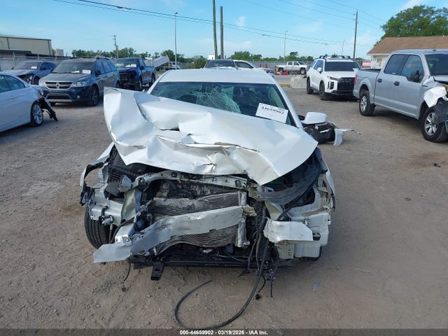 Продажа на аукционе авто 2016 Buick Lacrosse Leather, vin: 1G4GB5G31GF182414, номер лота: 44659902