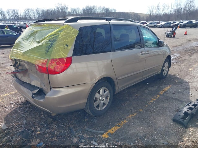 2010 TOYOTA SIENNA 5TDKK4CC1AS307708 Photo 3