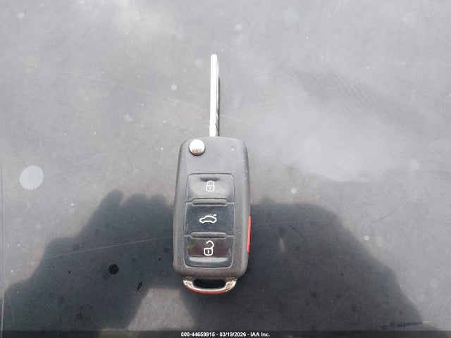 Продажа на аукционе авто 2014 Volkswagen Passat 1.8t Wolfsburg Edition, vin: 1VWAT7A38EC098517, номер лота: 44659915