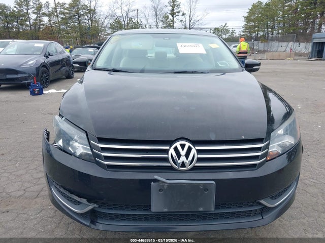 Продажа на аукционе авто 2014 Volkswagen Passat 1.8t Wolfsburg Edition, vin: 1VWAT7A38EC098517, номер лота: 44659915