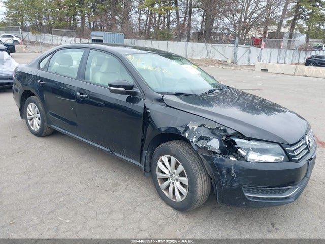 Продажа на аукционе авто 2014 Volkswagen Passat 1.8t Wolfsburg Edition, vin: 1VWAT7A38EC098517, номер лота: 44659915