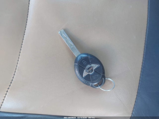 2007 MINI COOPER WMWRF33547TG16758 Photo 10