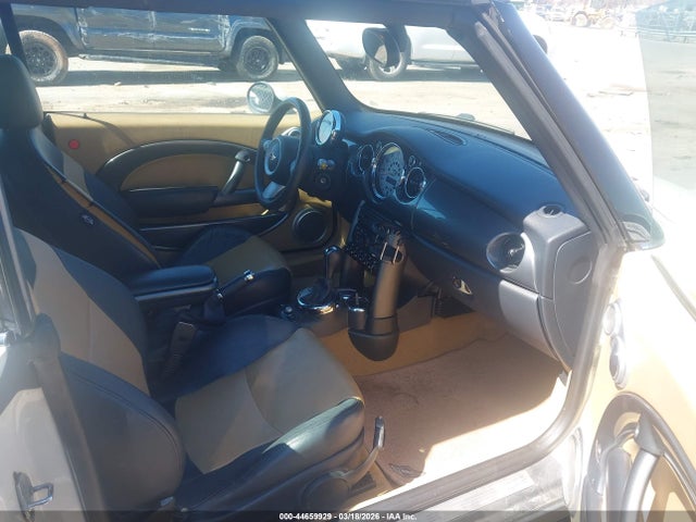 2007 MINI COOPER WMWRF33547TG16758 Photo 4