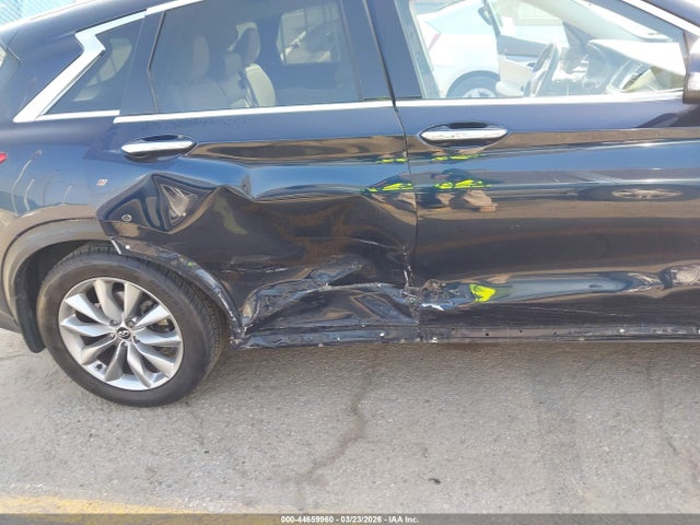 44659960 :رقم المزاد ، 3PCAJ5M12KF127824 vin ، 2019 Infiniti Qx50 Pure مزاد بيع