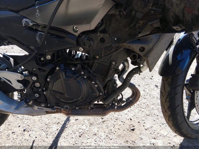 ML5ERGE12SDA69383 Kawasaki Er500