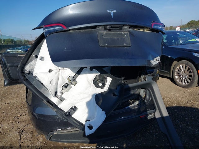 7SAYGDED7RF015226 Tesla Model Y Long Range Single Motor Rear-wheel Drive/rwd
