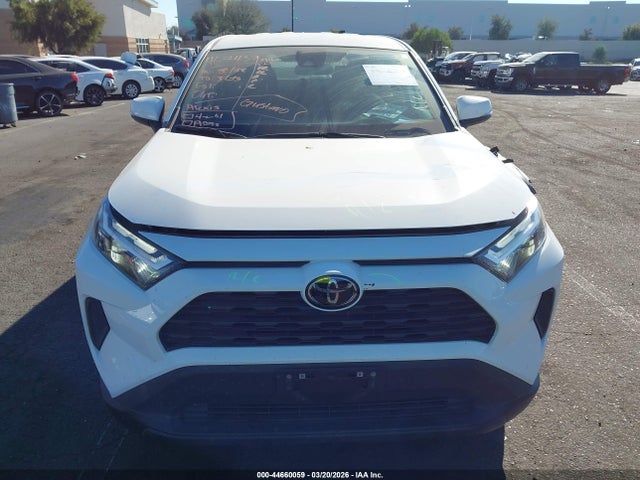 Toyota RAV4 LE 2025 2T3K1RFV6SC314281 Image 13