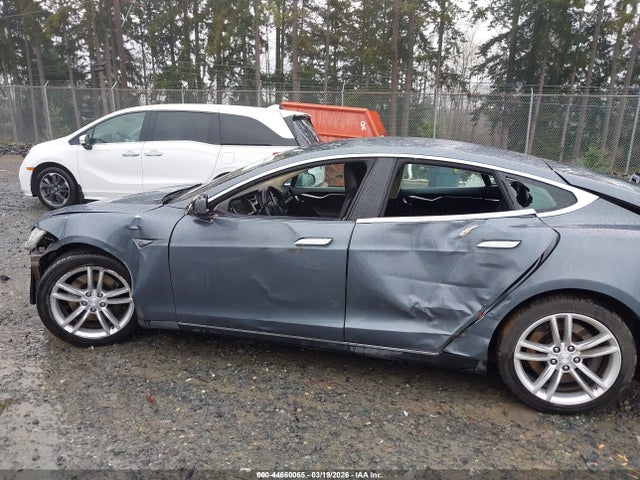 Aukcja sprzedaży 2013 Tesla Model S, vin: 5YJSA1CN7DFP12175, numer aukcji: 44660065