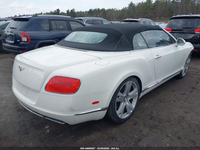 2013 BENTLEY CONTINENTAL GTC SCBGU3ZA7DC083014 Photo 3