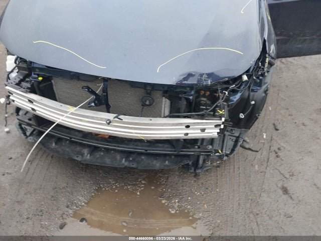 5YFEPMAE4NP367726 Toyota COROLLA LE