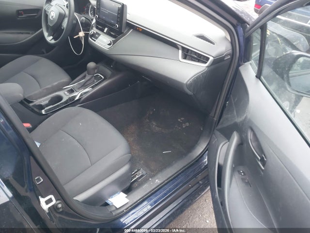 5YFEPMAE4NP367726 Toyota COROLLA LE