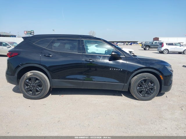 2021 Chevrolet Blazer Fwd 2lt მანქანა იყიდება აუქციონზე, vin: 3GNKBCRSXMS562051, აუქციონის ნომერი: 44660101