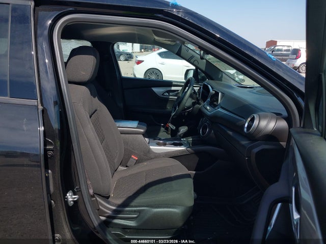 2021 Chevrolet Blazer Fwd 2lt მანქანა იყიდება აუქციონზე, vin: 3GNKBCRSXMS562051, აუქციონის ნომერი: 44660101