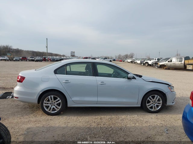 Продажа на аукционе авто 2017 Volkswagen Jetta 1.4t S, vin: 3VW2B7AJ7HM380723, номер лота: 44660114