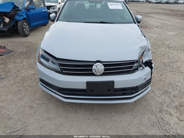 Продажа на аукционе авто 2017 Volkswagen Jetta 1.4t S, vin: 3VW2B7AJ7HM380723, номер лота: 44660114