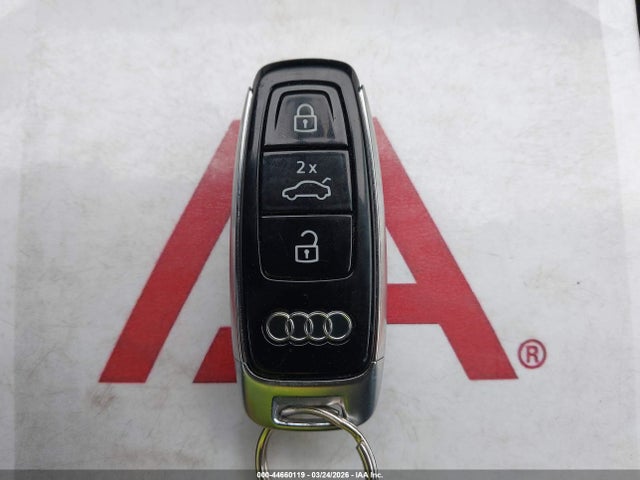 WA1LAAGE3NB032335 Audi E-tron Premium Plus Quattro