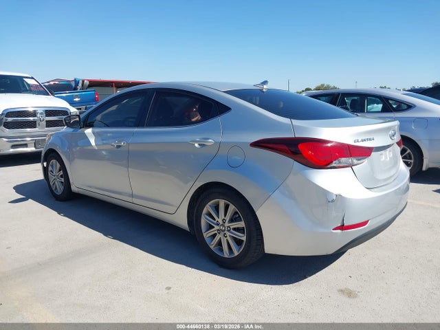 Продаж на аукціоні авто 2015 Hyundai Elantra Se, vin: 5NPDH4AE1FH618970, номер лоту: 44660138