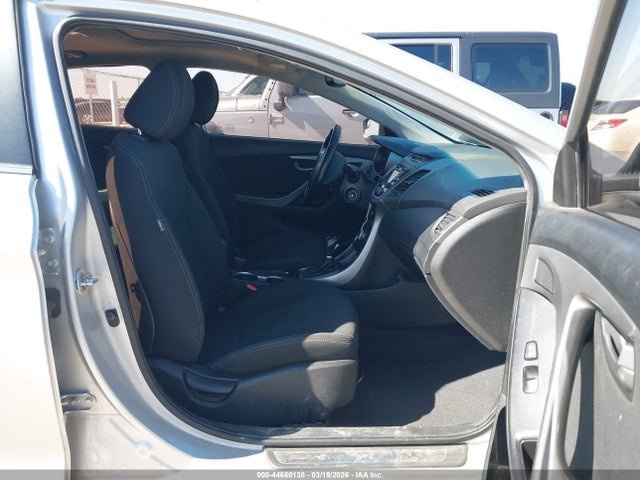 Продаж на аукціоні авто 2015 Hyundai Elantra Se, vin: 5NPDH4AE1FH618970, номер лоту: 44660138