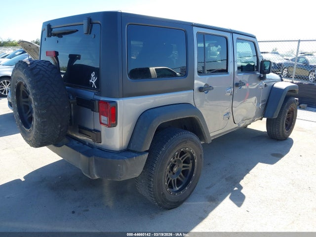 1C4BJWDG2HL751286 Jeep Wrangler Unlimited Sport 4x4