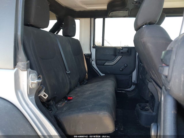 1C4BJWDG2HL751286 Jeep Wrangler Unlimited Sport 4x4