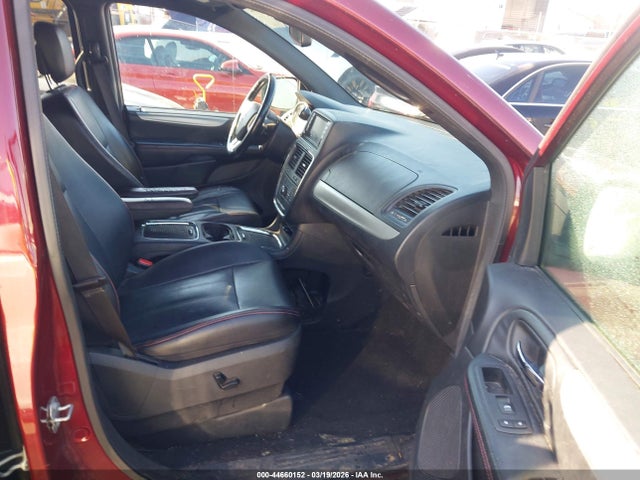 44660152 :رقم المزاد ، 2C4RDGEG5KR752487 vin ، 2019 Dodge Grand Caravan Gt مزاد بيع