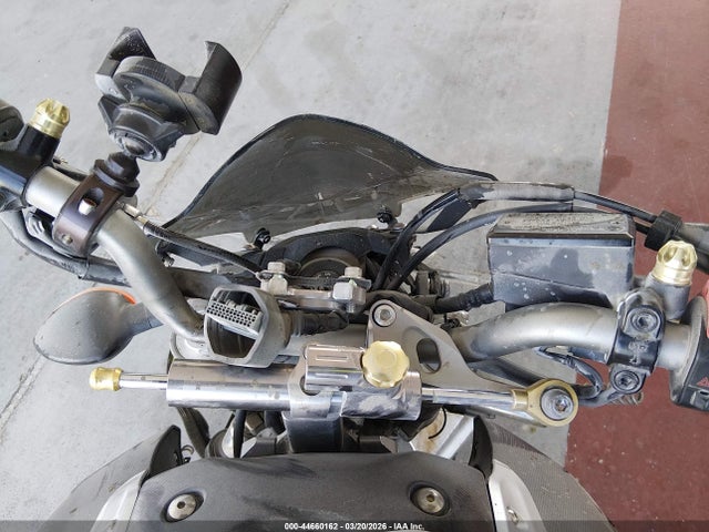 Yamaha FZ07 2017 JYARM06E5HA011866 Image 7