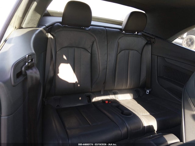 WAUYNGF50JN000999 Audi A5 2.0t Premium