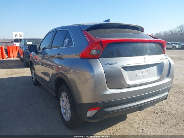 2019 MITSUBISHI ECLIPSE CROSS JA4AT3AA3KZ034253 Photo 2