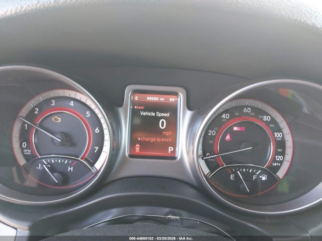 3C4PDCGG0JT517181 Dodge Journey Crossroad