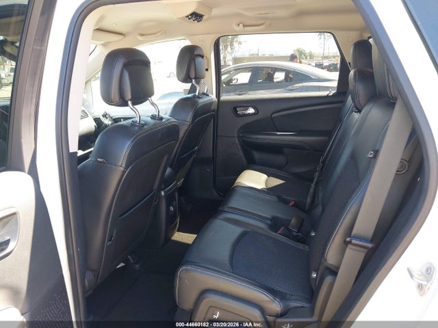 3C4PDCGG0JT517181 Dodge Journey Crossroad