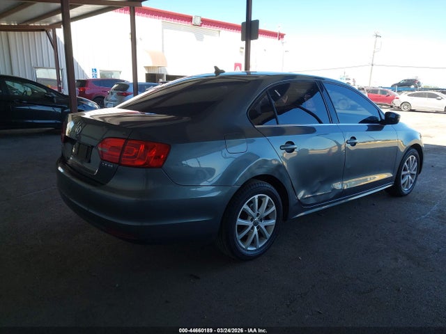 44660189 :رقم المزاد ، 3VWDP7AJ6DM389496 vin ، 2013 Volkswagen Jetta Se مزاد بيع