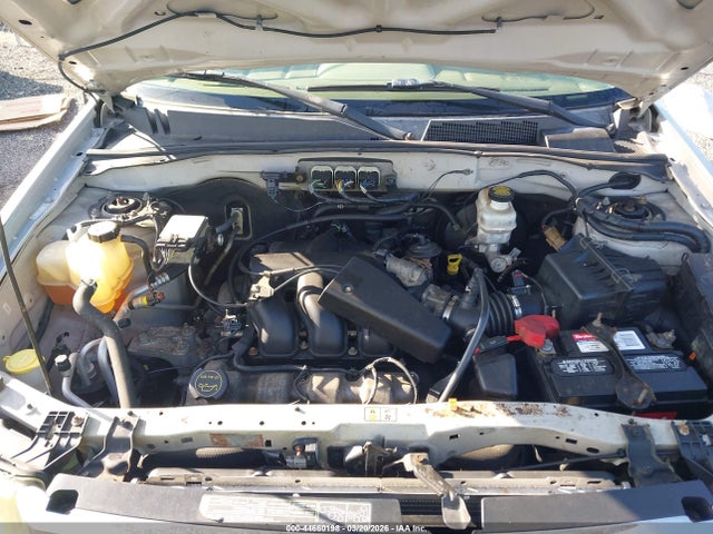 2008 FORD ESCAPE 1FMCU93138KD75791 Photo 9