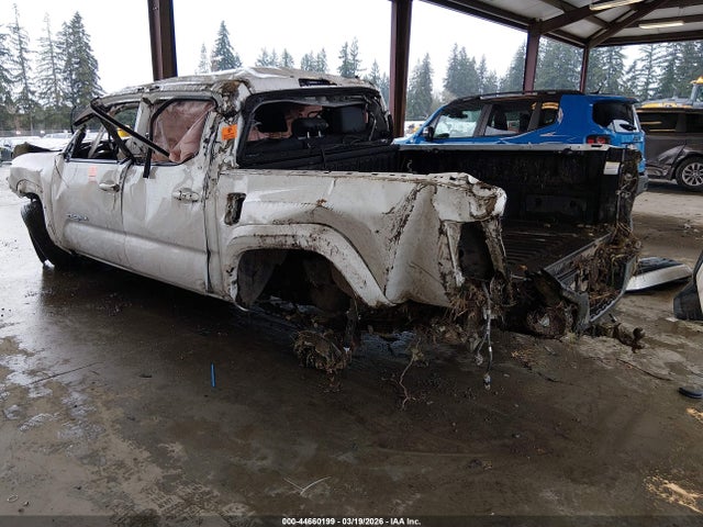 3TMCZ5ANXLM366737 Toyota Tacoma Sr5 V6