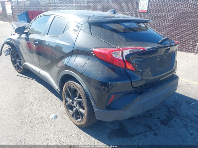 2021 TOYOTA C-HR JTNKHMBX4M1097105 Photo 2