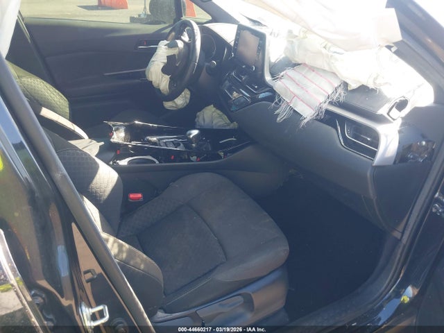 2021 TOYOTA C-HR JTNKHMBX4M1097105 Photo 4