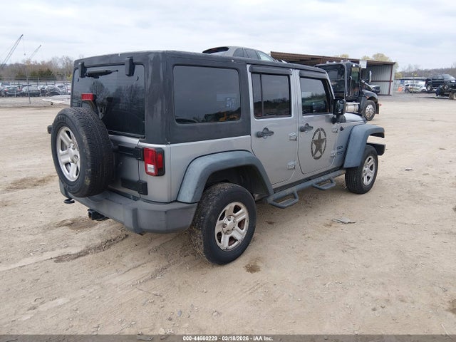 2013 JEEP WRANGLER UNLIMITED 1C4BJWDG3DL574855 Photo 3