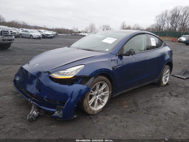 2021 Tesla Model Y Standard Range Rear-wheel Drive მანქანა იყიდება აუქციონზე, vin: 5YJYGDED2MF210804, აუქციონის ნომერი: 44660269