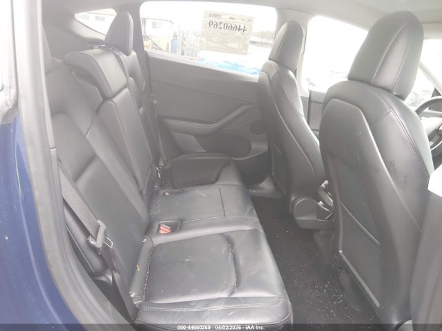 2021 Tesla Model Y Standard Range Rear-wheel Drive მანქანა იყიდება აუქციონზე, vin: 5YJYGDED2MF210804, აუქციონის ნომერი: 44660269