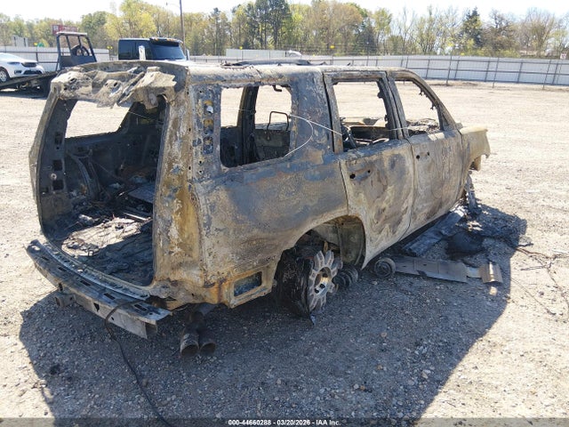 1GNSKCKC2JR126649 Chevrolet Tahoe Premier