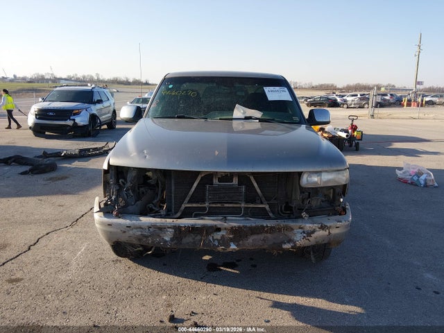 Продаж на аукціоні авто 2002 Chevrolet Silverado 1500 Ls, vin: 2GCEC19T021400437, номер лоту: 44660290