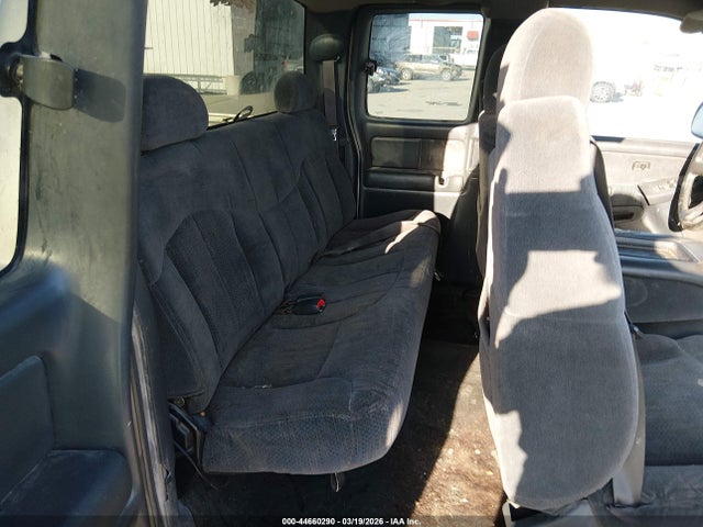 Продаж на аукціоні авто 2002 Chevrolet Silverado 1500 Ls, vin: 2GCEC19T021400437, номер лоту: 44660290