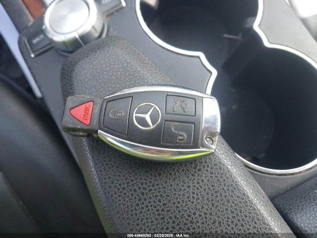 Продажа на аукционе авто 2012 Mercedes-benz C 300 Sport 4matic, vin: WDDGF8BB7CR200664, номер лота: 44660292