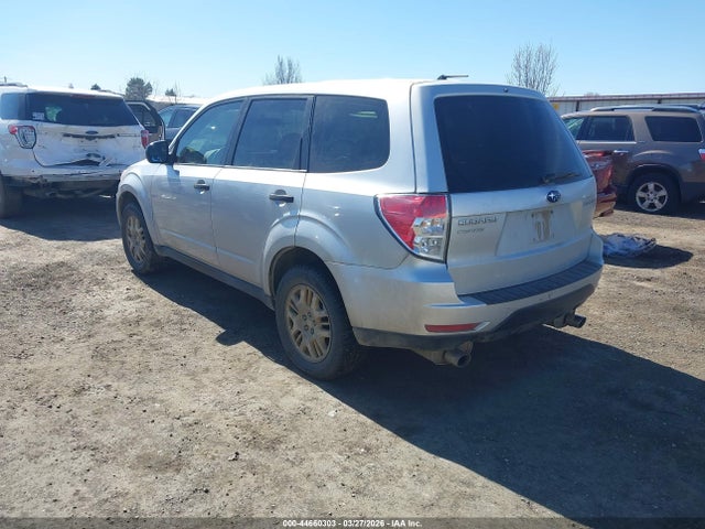 44660303 :رقم المزاد ، JF2SH6AC6AG700998 vin ، 2010 Subaru Forester 2.5x مزاد بيع