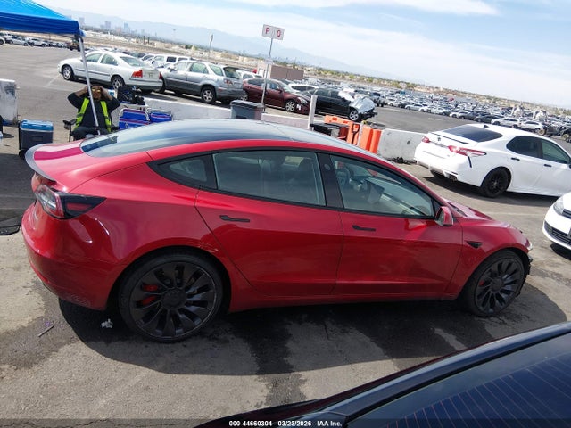 44660304 :رقم المزاد ، 5YJ3E1EC4NF122893 vin ، 2022 Tesla Model 3 Performance Dual Motor All-wheel Drive مزاد بيع