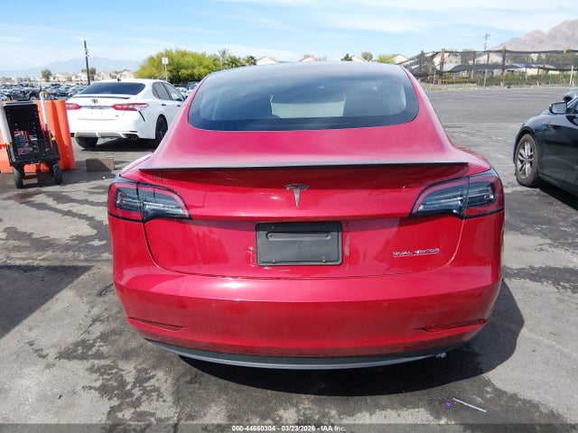 44660304 :رقم المزاد ، 5YJ3E1EC4NF122893 vin ، 2022 Tesla Model 3 Performance Dual Motor All-wheel Drive مزاد بيع