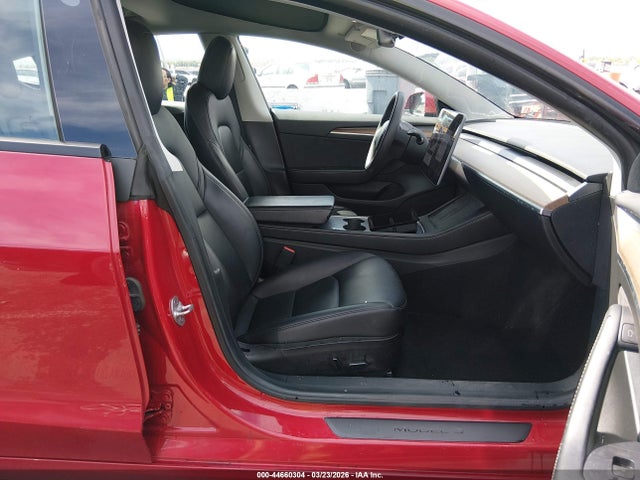 44660304 :رقم المزاد ، 5YJ3E1EC4NF122893 vin ، 2022 Tesla Model 3 Performance Dual Motor All-wheel Drive مزاد بيع