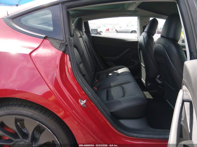 44660304 :رقم المزاد ، 5YJ3E1EC4NF122893 vin ، 2022 Tesla Model 3 Performance Dual Motor All-wheel Drive مزاد بيع