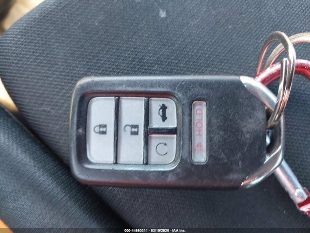 44660311 :رقم المزاد ، 2HGFC4B03GH303738 vin ، 2016 Honda Civic Lx-p مزاد بيع